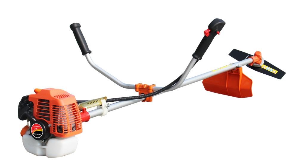 MÁY CẮT CỎ SHARP SP 330 - CCN0002 may cat co sharp sp330