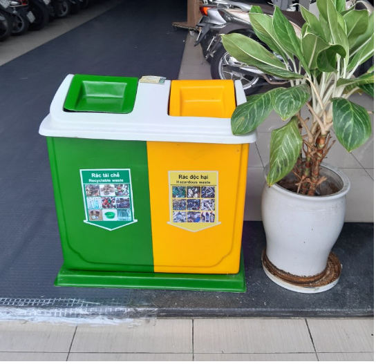 Thùng Rác Có Nắp Đậy 02 Ngăn - TRA0008 Thùng Rác Có Nắp Đậy 02 Ngăn - TRA0008-0