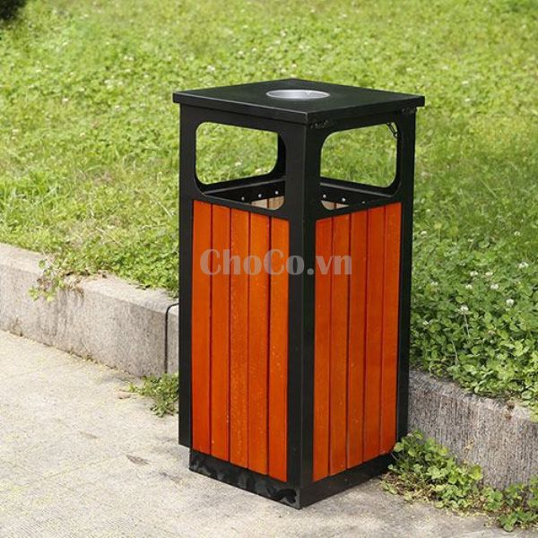 Thùng Rác Gỗ Vuông Đầu Dùi Chất Lượng - TRA0085 Thùng Rác Gỗ Vuông Công Cộng